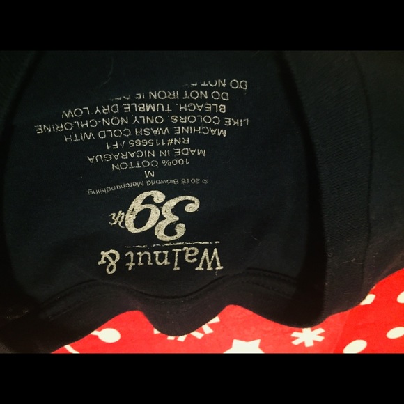 Tshirt - Picture 2 of 3